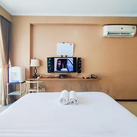 Spacious Chic Studio Room Apartment At Gateway Pasteur By Travelio